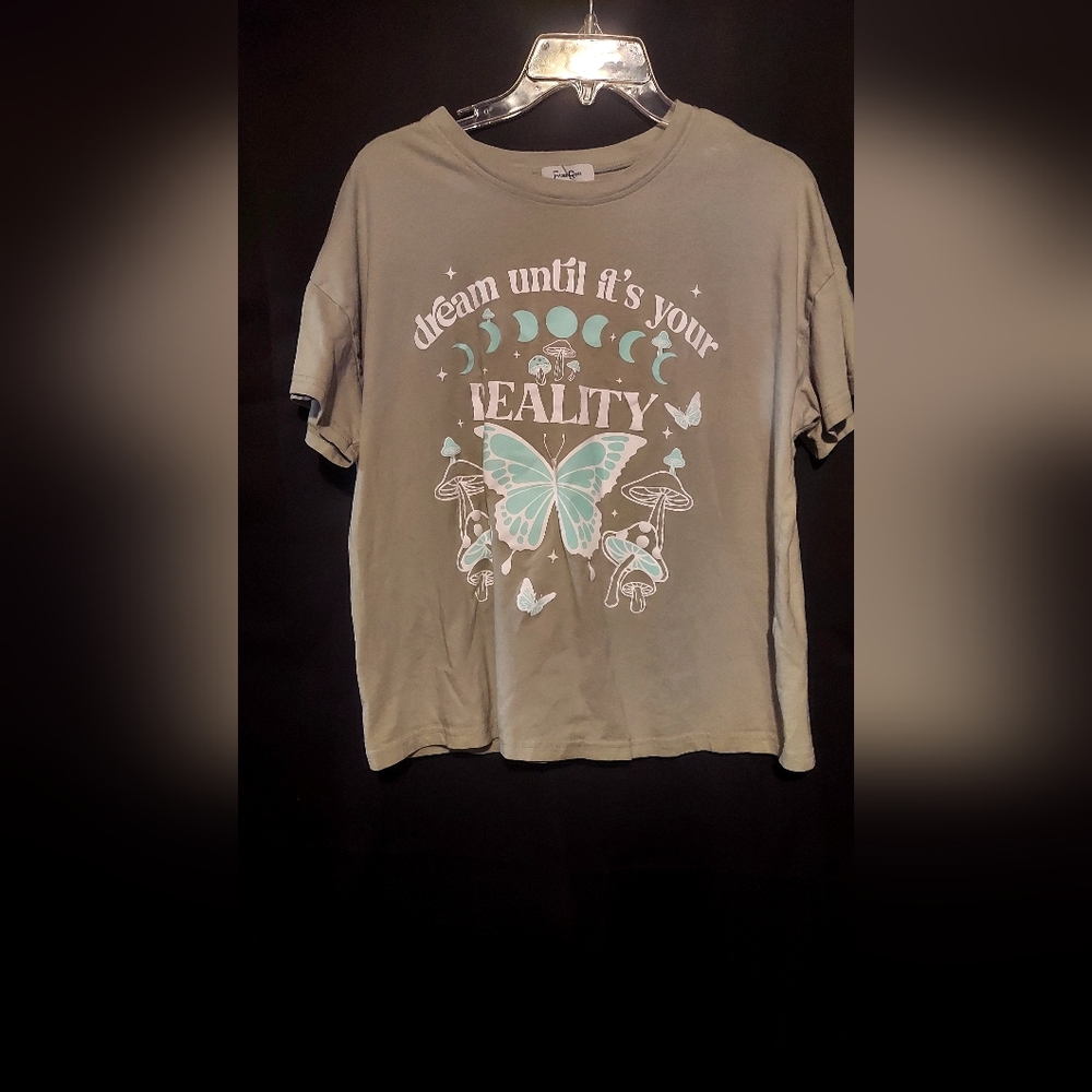 Ladies tshirt in size medium in good condition.